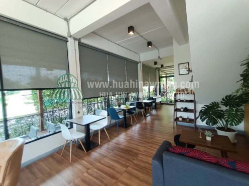 LINE_ALBUM_Louis curtain_250408_11