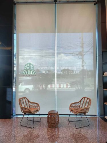 LINE_ALBUM_Louis curtain_250408_12