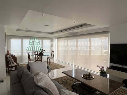 LINE_ALBUM_Louis curtain_250408_14