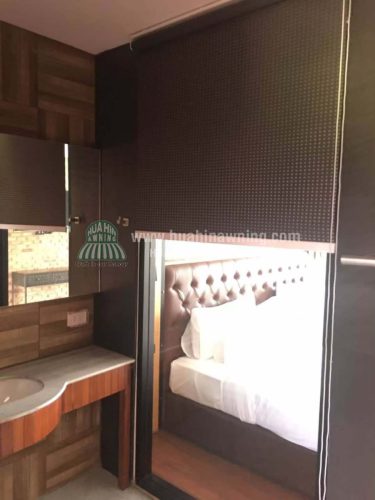 LINE_ALBUM_Louis curtain_250408_18