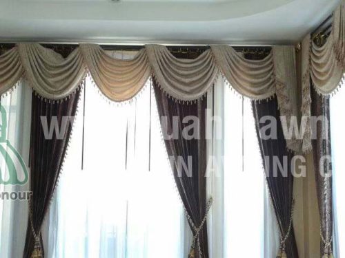 LINE_ALBUM_Louis curtain_250408_3